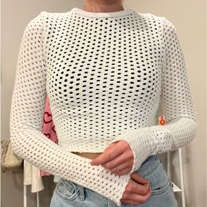 SOCIAL TOURIST MESH TOP